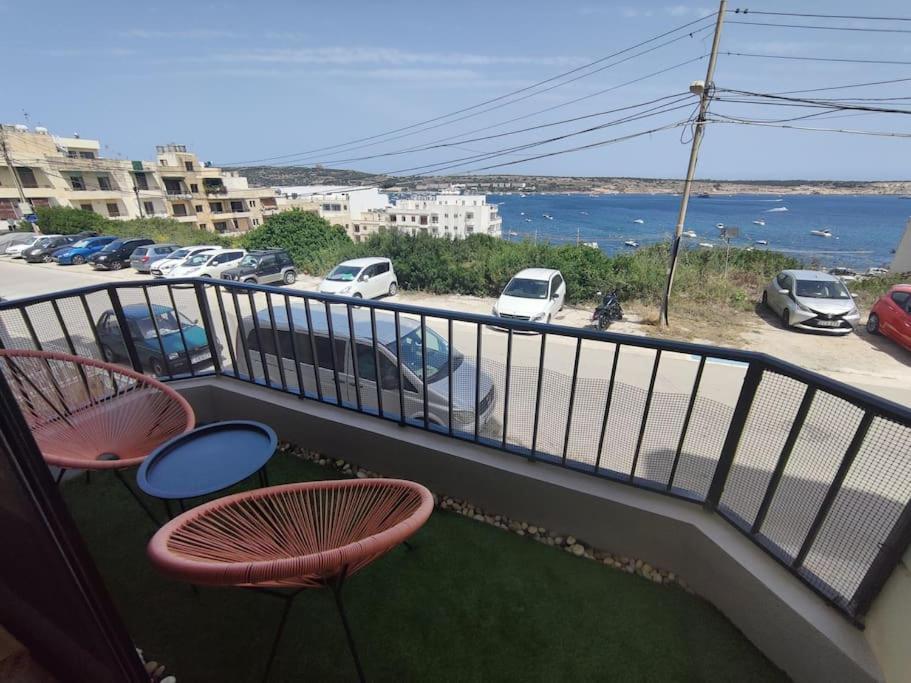 Seaside Serenity - A Lovely Apartment With Views Mellieħa Extérieur photo
